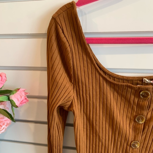 Brown ribbed long sleeve top - Picture 4 of 11